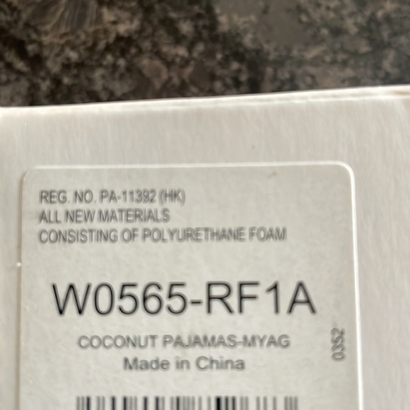 American Girl Coconut Pajama Set With Box - Picture 6 of 7